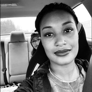 Meet your Posher, Gina